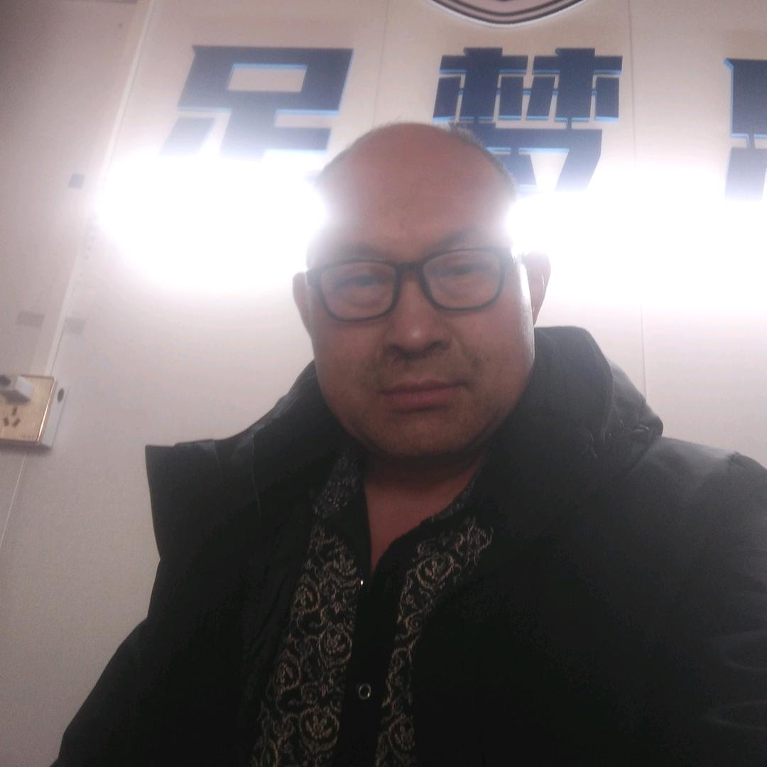 军哥足梦思科技穿戴