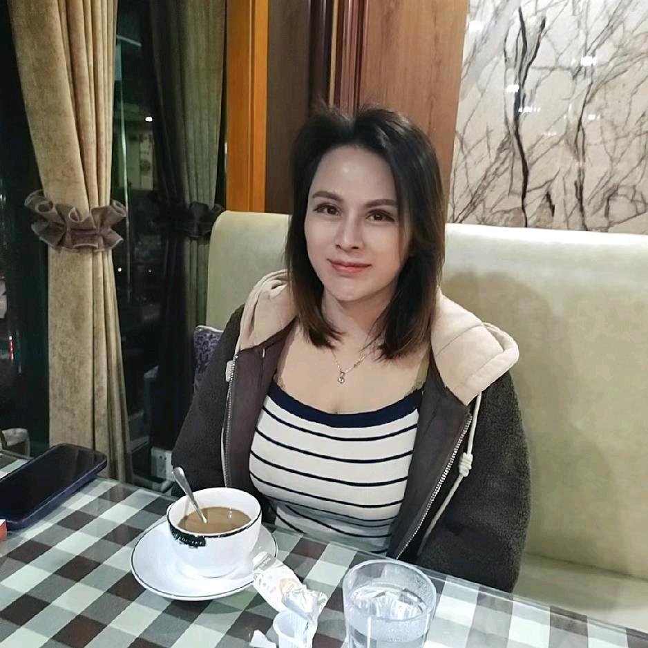 鹏爱美容王玲