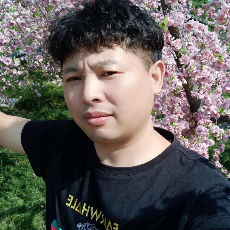 卷毛哥
