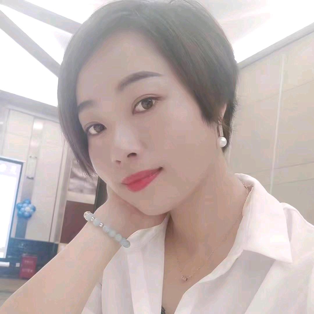张丽鞋服