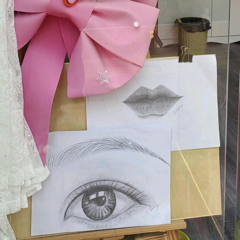 伊颜传说.美甲美睫半永久皮肤管理店