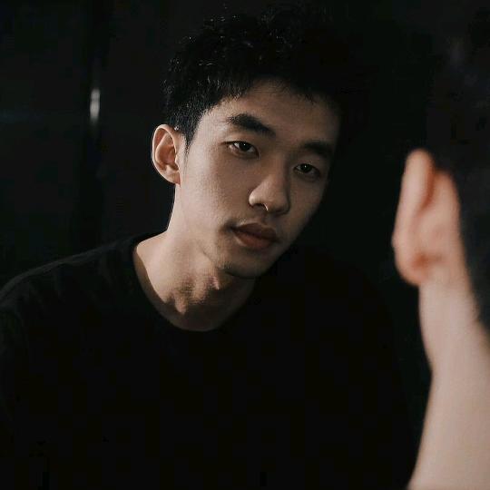 广东负二代掂过条铁