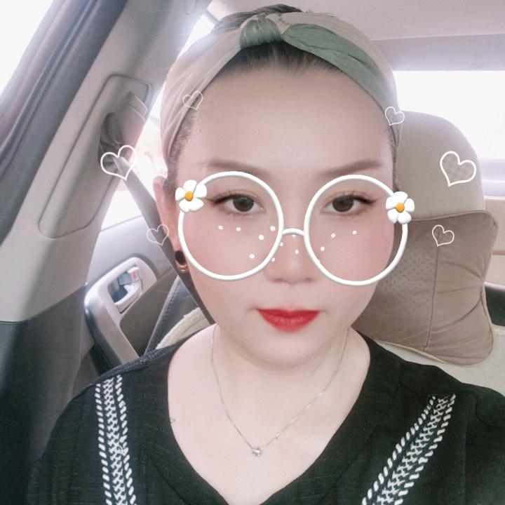 张小锦，麻辣烫