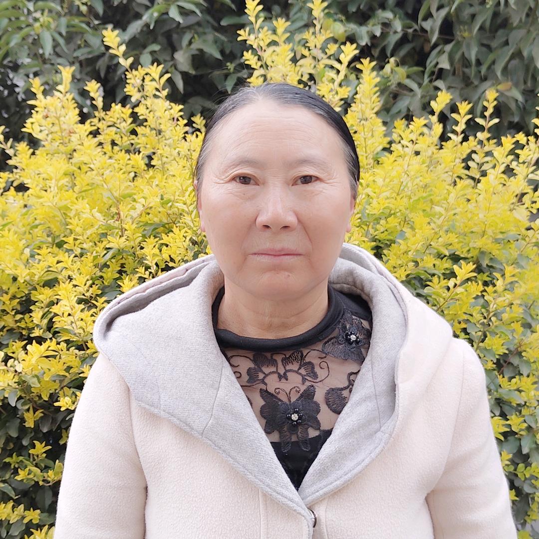 英姐(早上7点10开播)