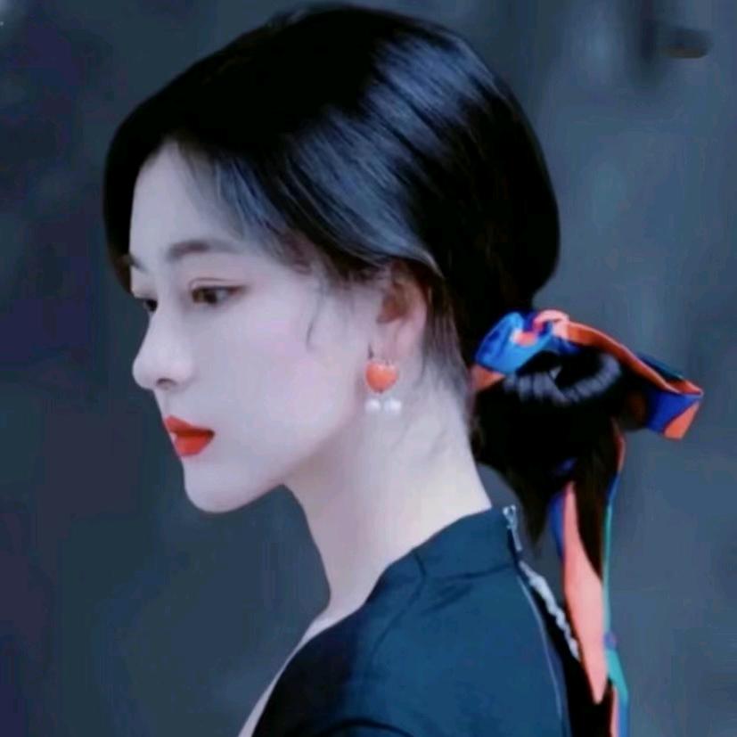 张玲