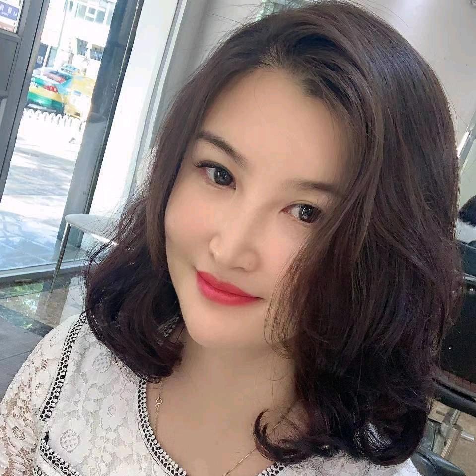 余几纤丝鸟美容美体会所