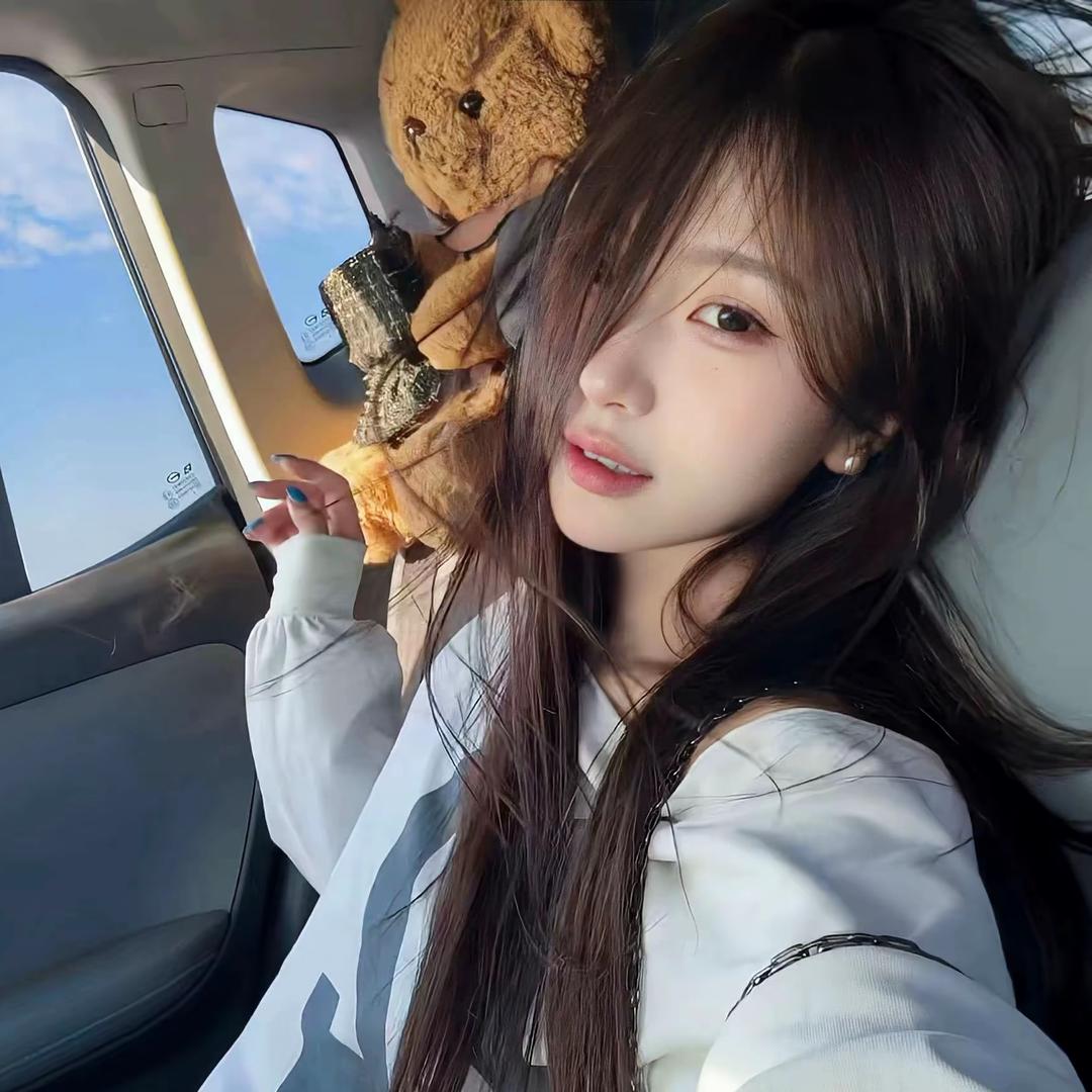 Wyyy^