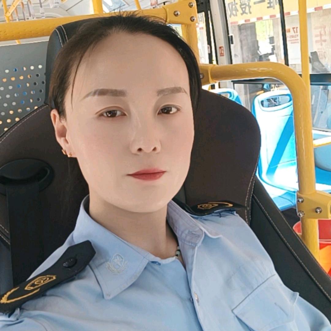 台前代驾（甄大妮）