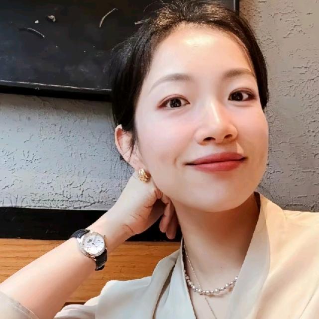 幸运燕儿一精品爆款穿搭