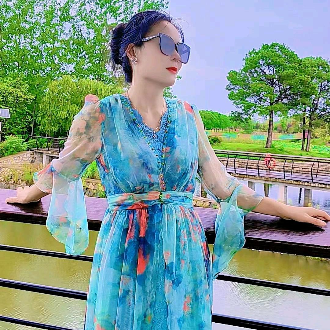 来生愿做一朵莲