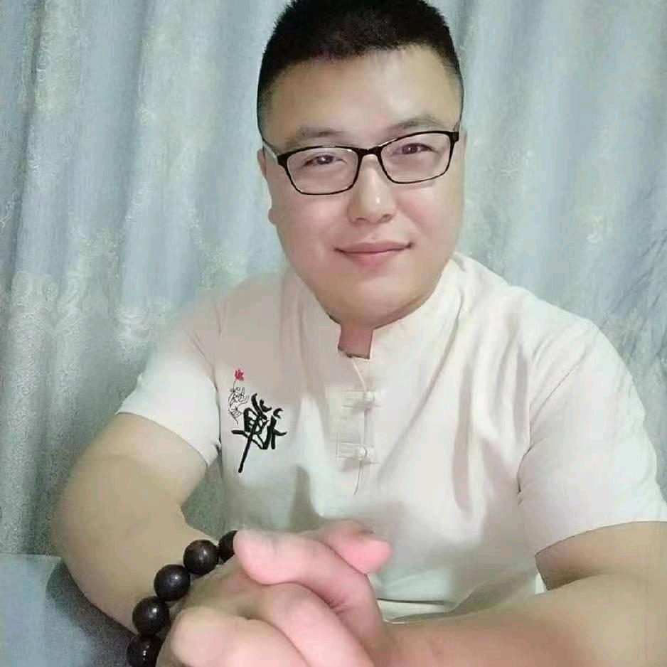 刘先生、（助理）