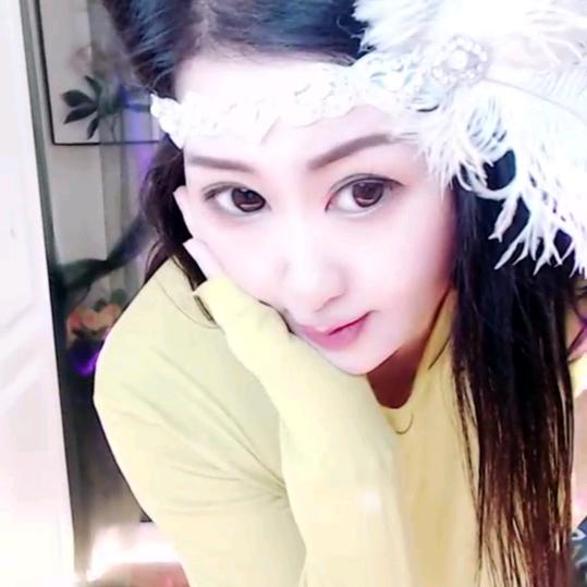 娅霏儿 🎤