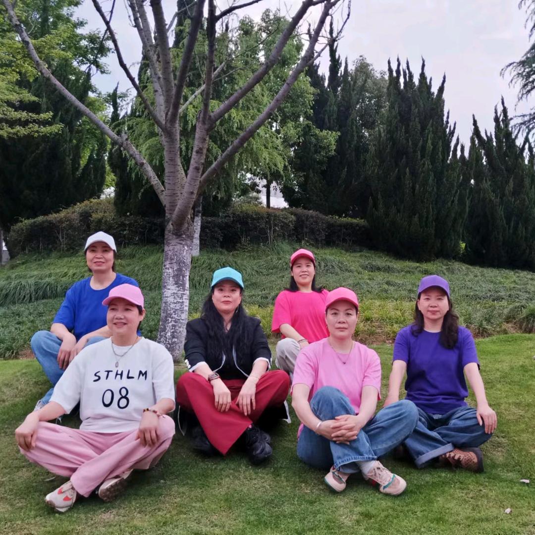 @小芳：隆山健美操队