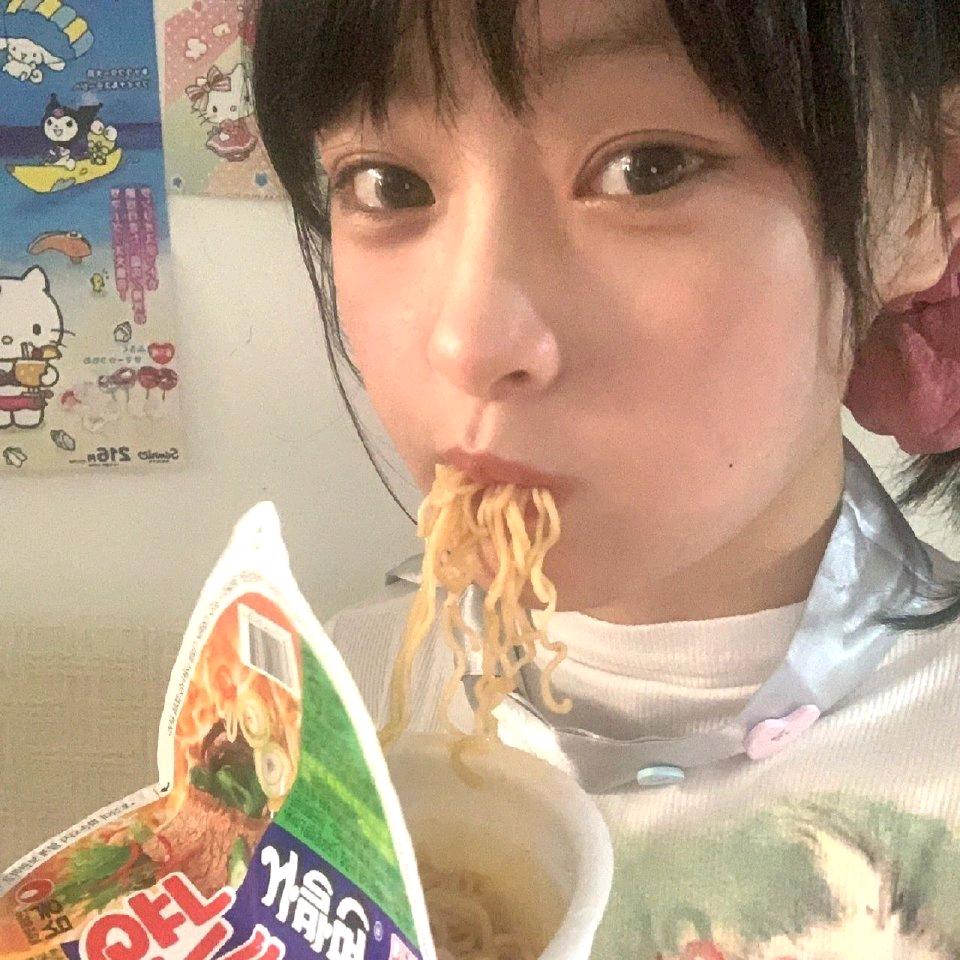草莓树苗⁵¹¹