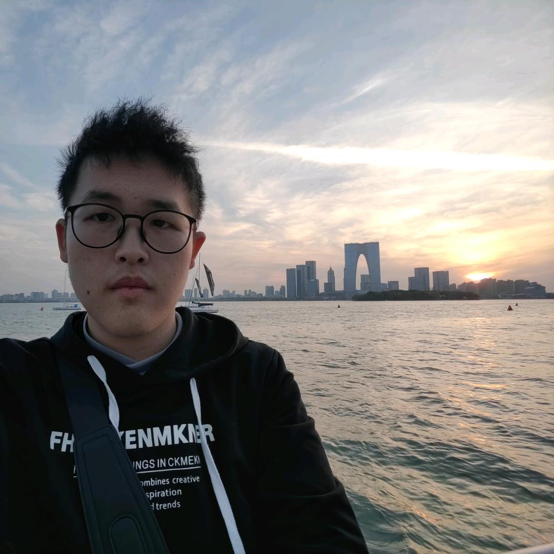 银泰国际旅行社吴泰森