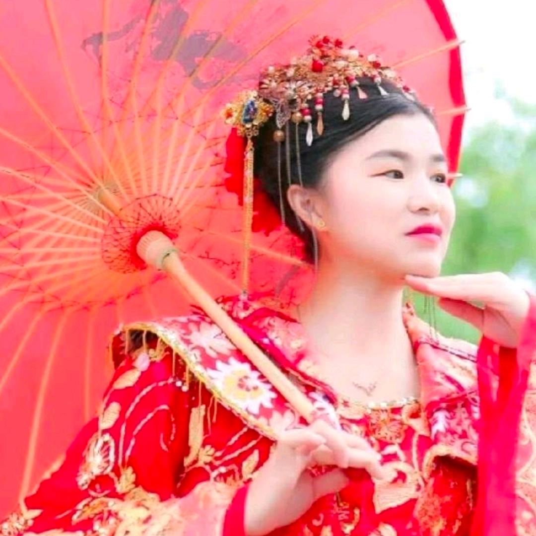 带刺的玫瑰