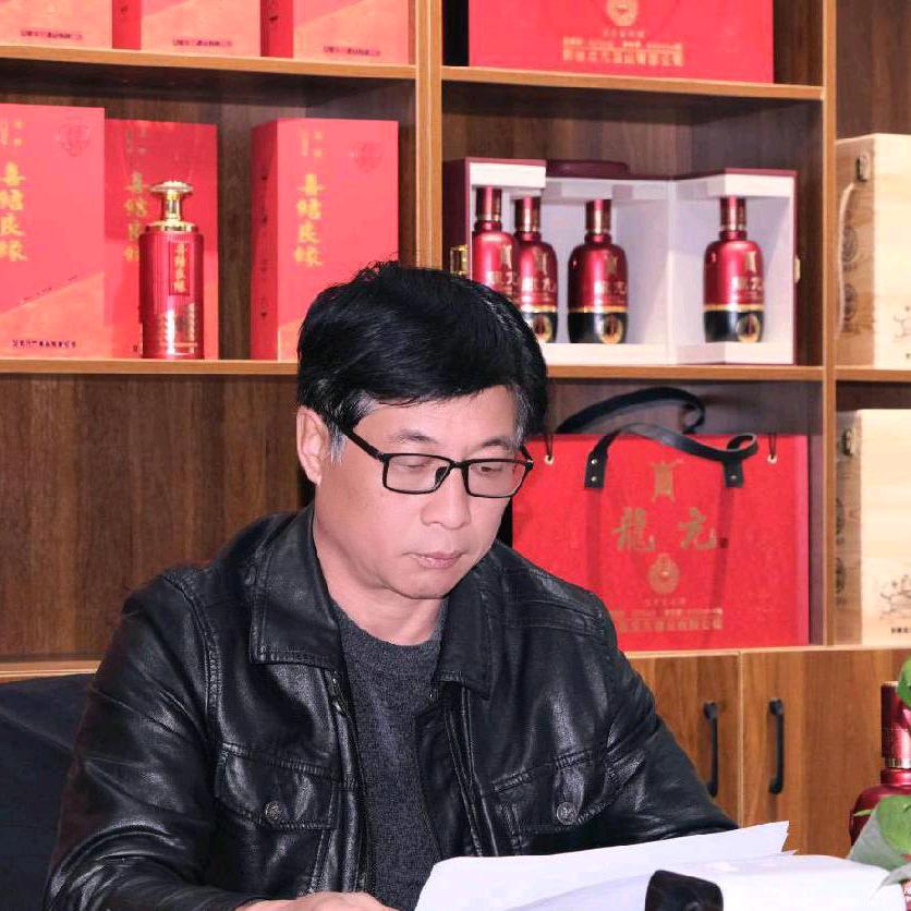 云南盘河酒业一田勇