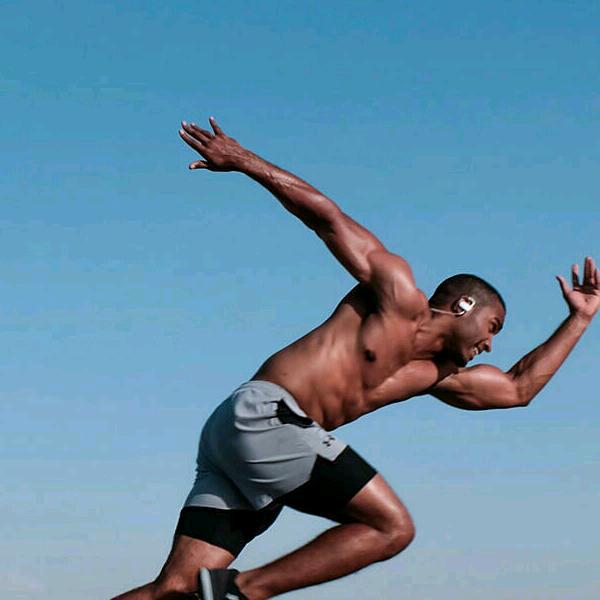 筋彩铝艺徐步玉