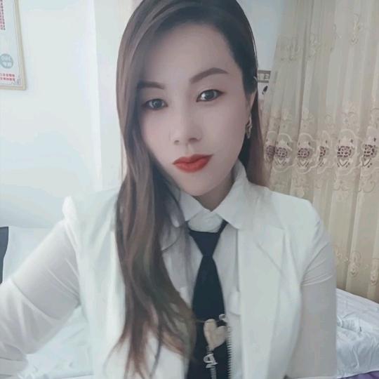 李姑娘: