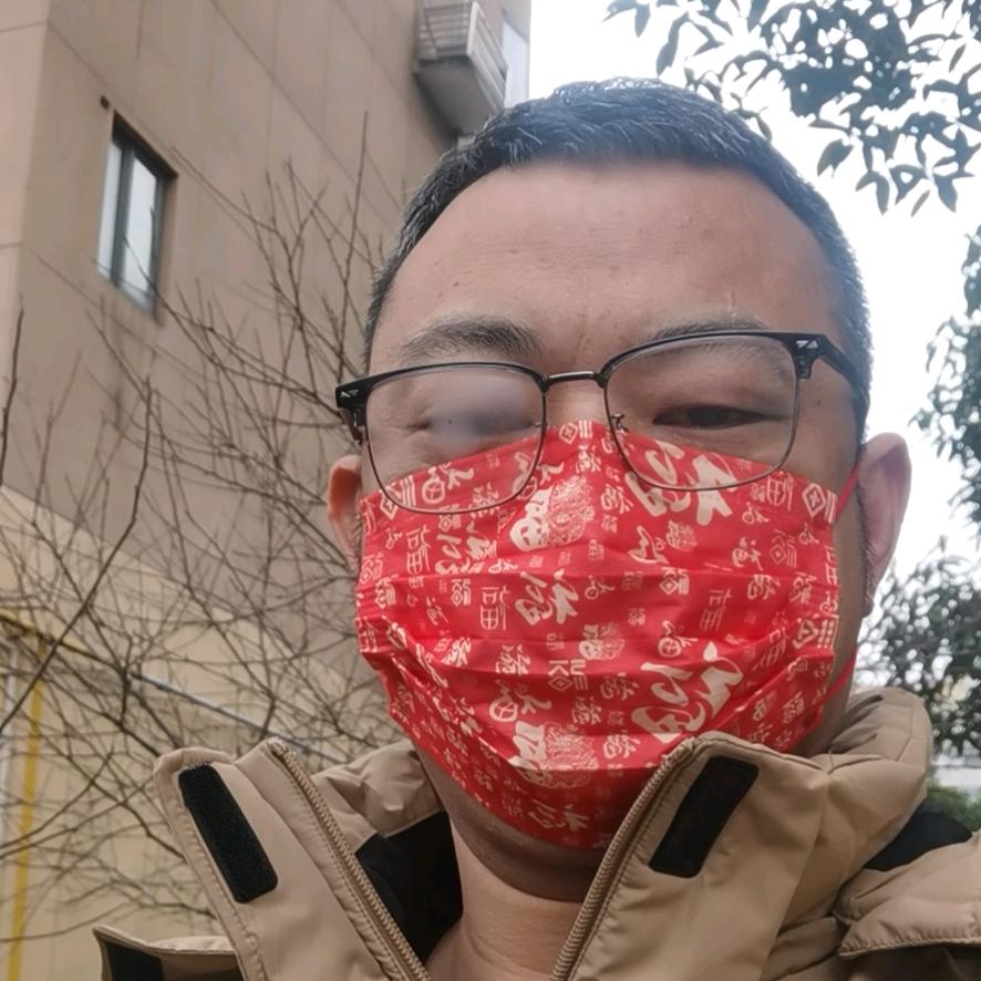 狼图腾小哥