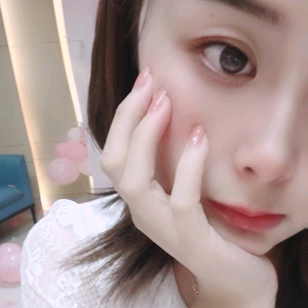 @. R柚子