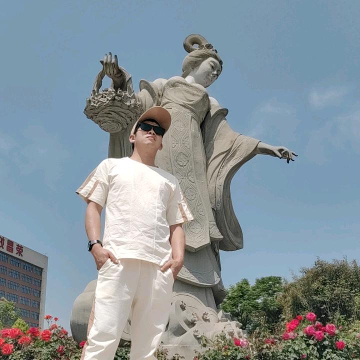 荣昌   柒   月
