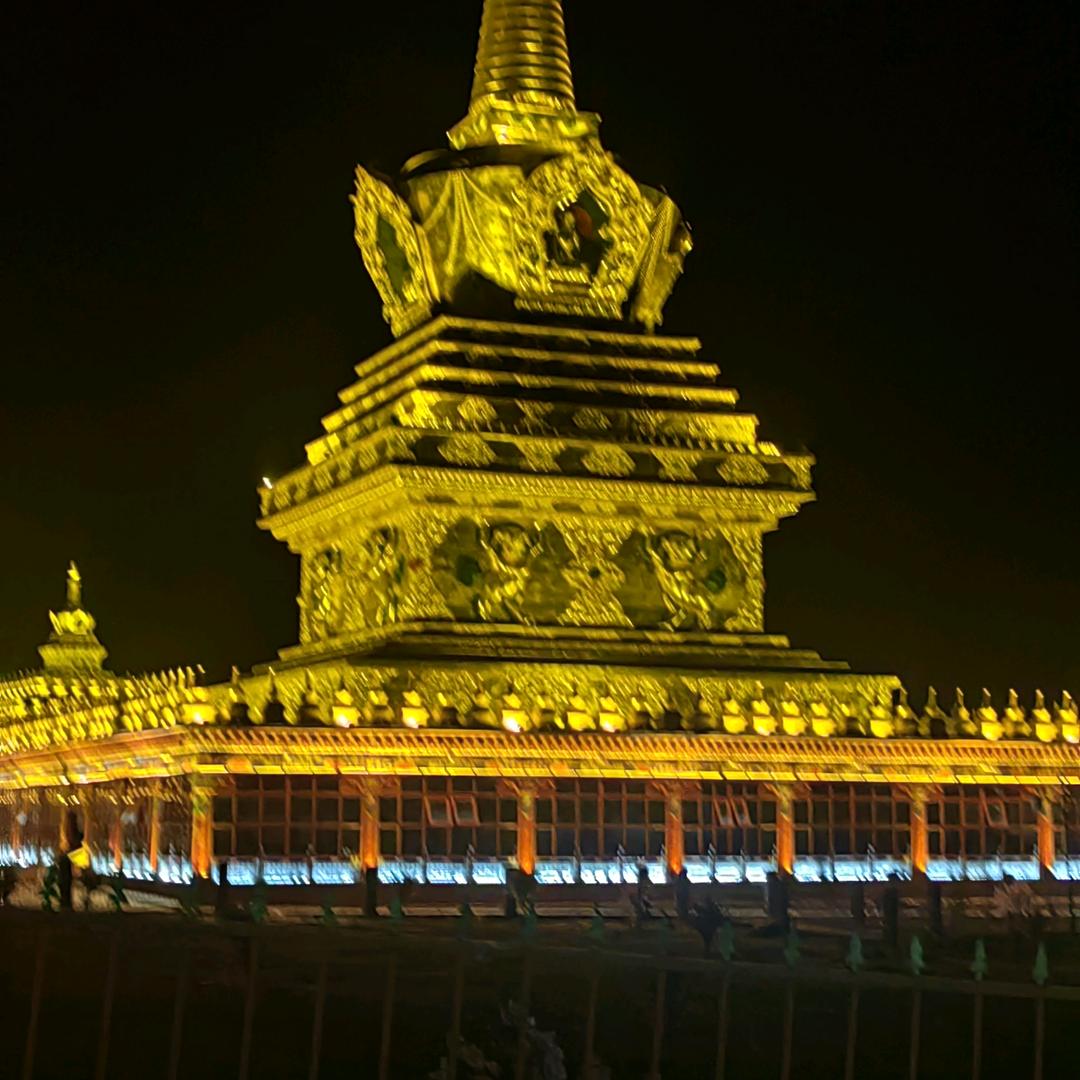 ༈ལ་སྟོད་བུ་ཅུང་💏