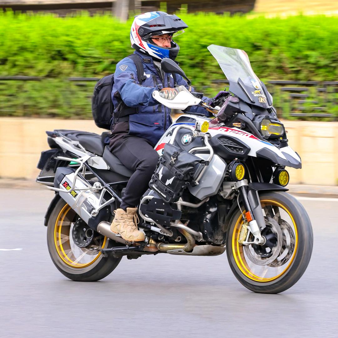 靓仔岳先森📷🏍️🎸🛩️（摄影主理
