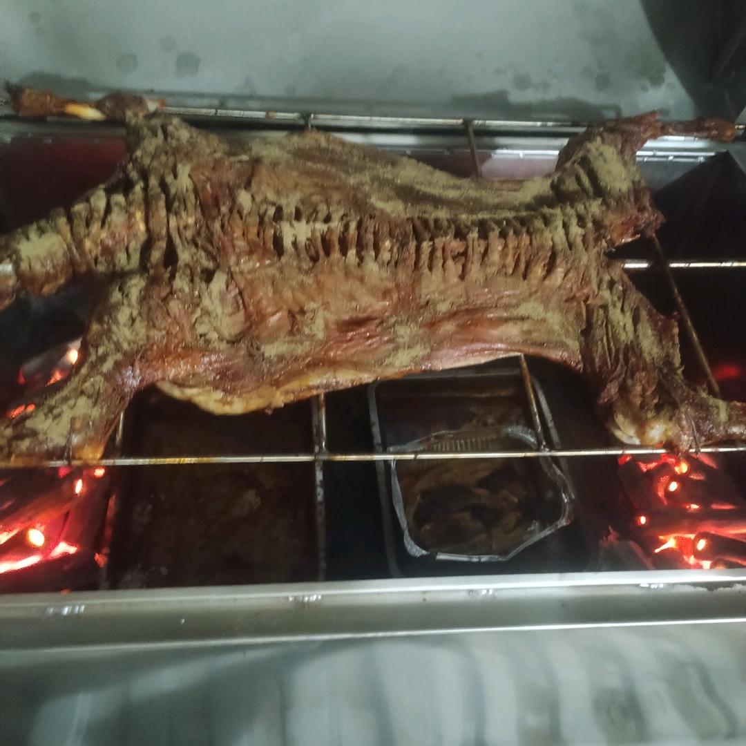 驻马店伟哥流动烤全羊