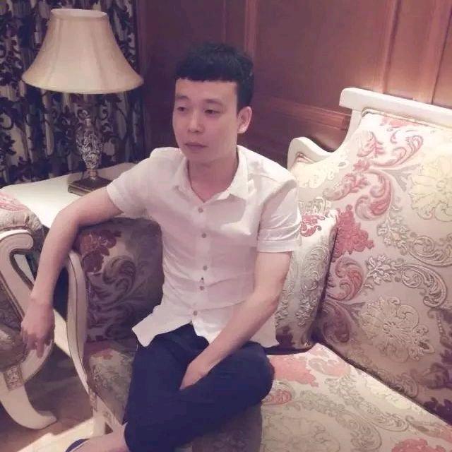 中益三楼KTV营销经理阿俊