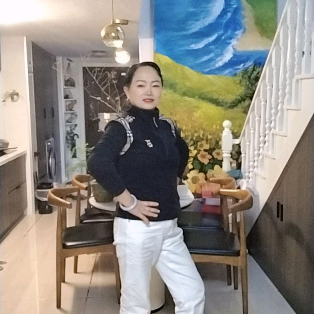 🌹杨梅🍎