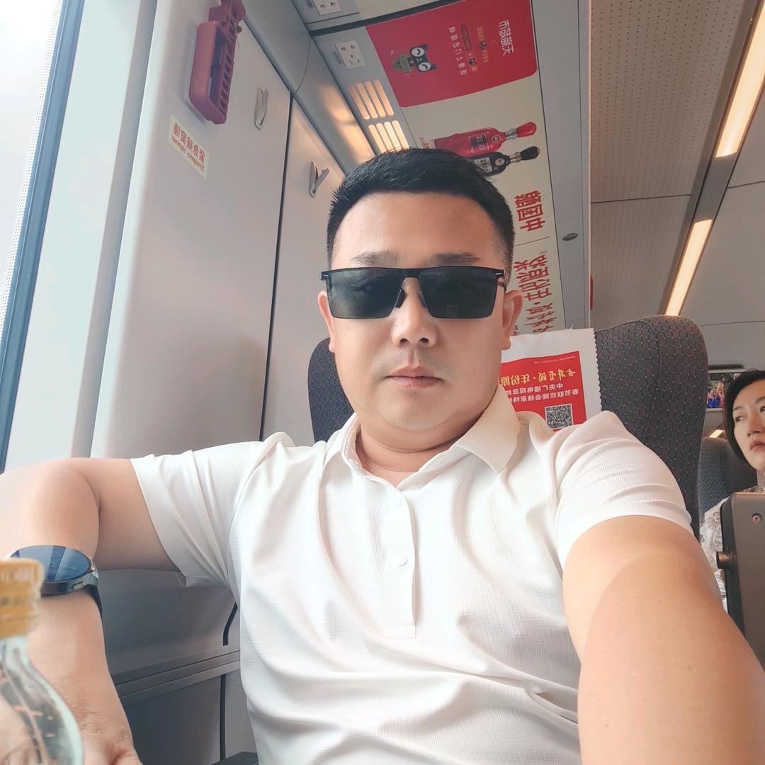 热心市民-项先森