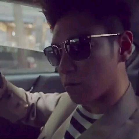 请叫我丑丑怪将军😂