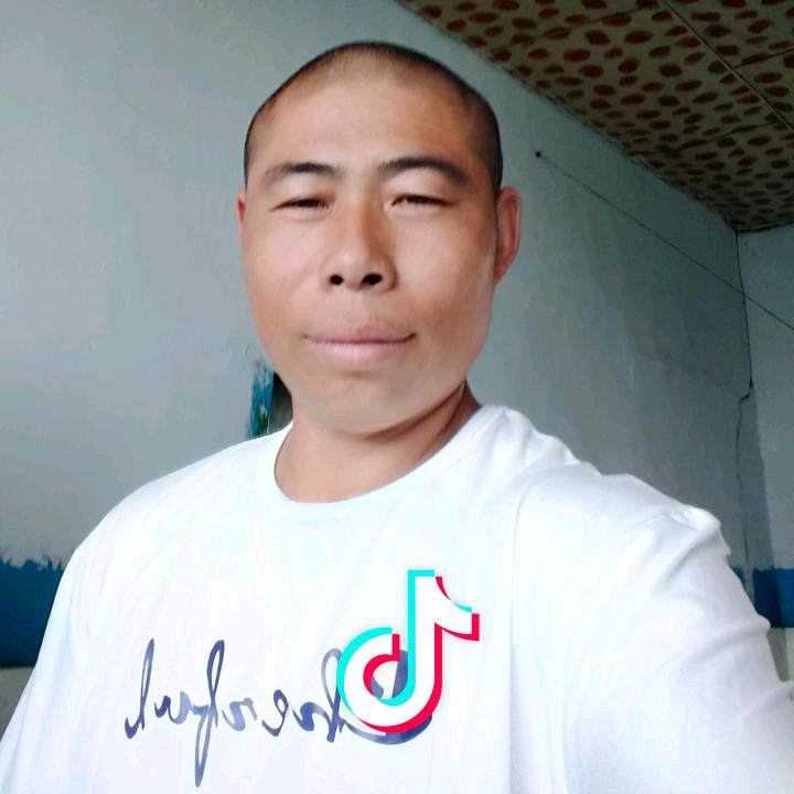 （爱已伤）（心已痛）