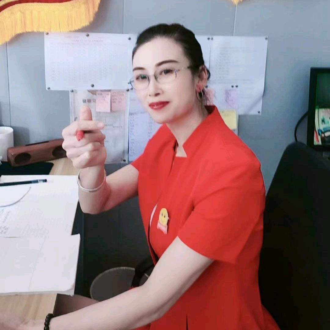 钟祥红线团童老师