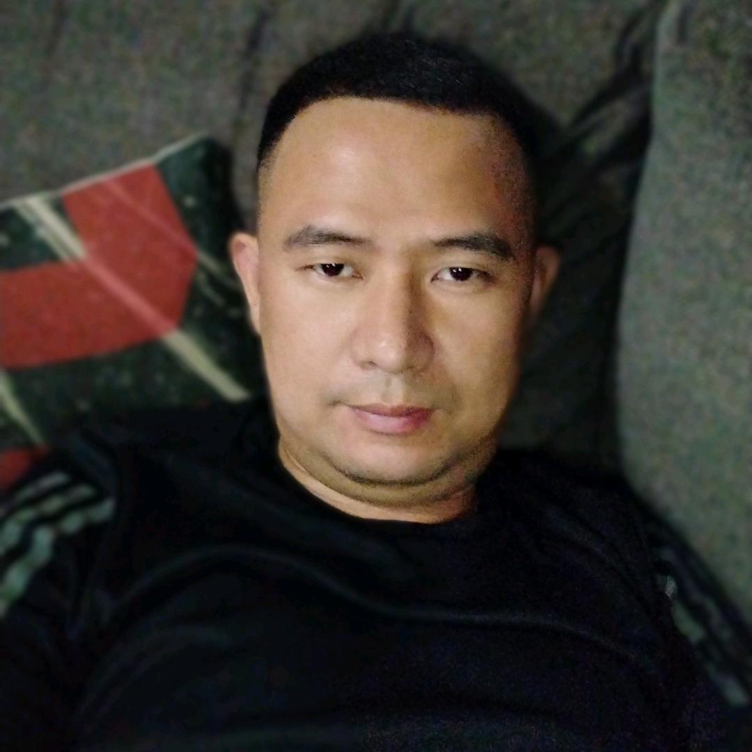啊龍