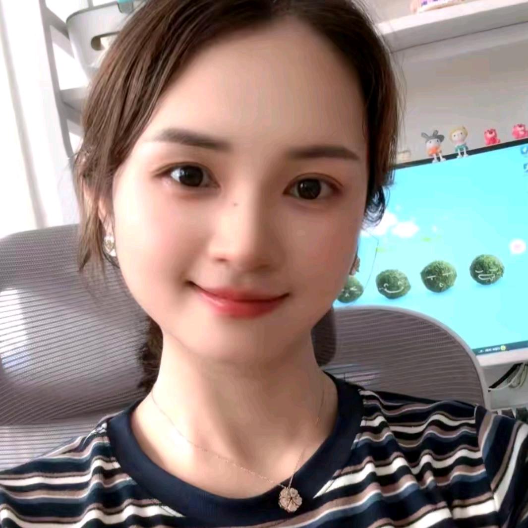 夏夏（19:10开播号在主页）