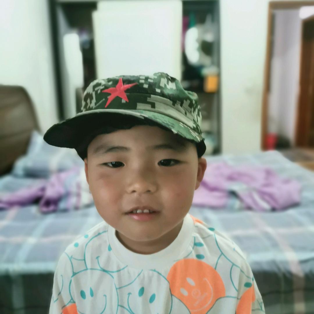 周大伟