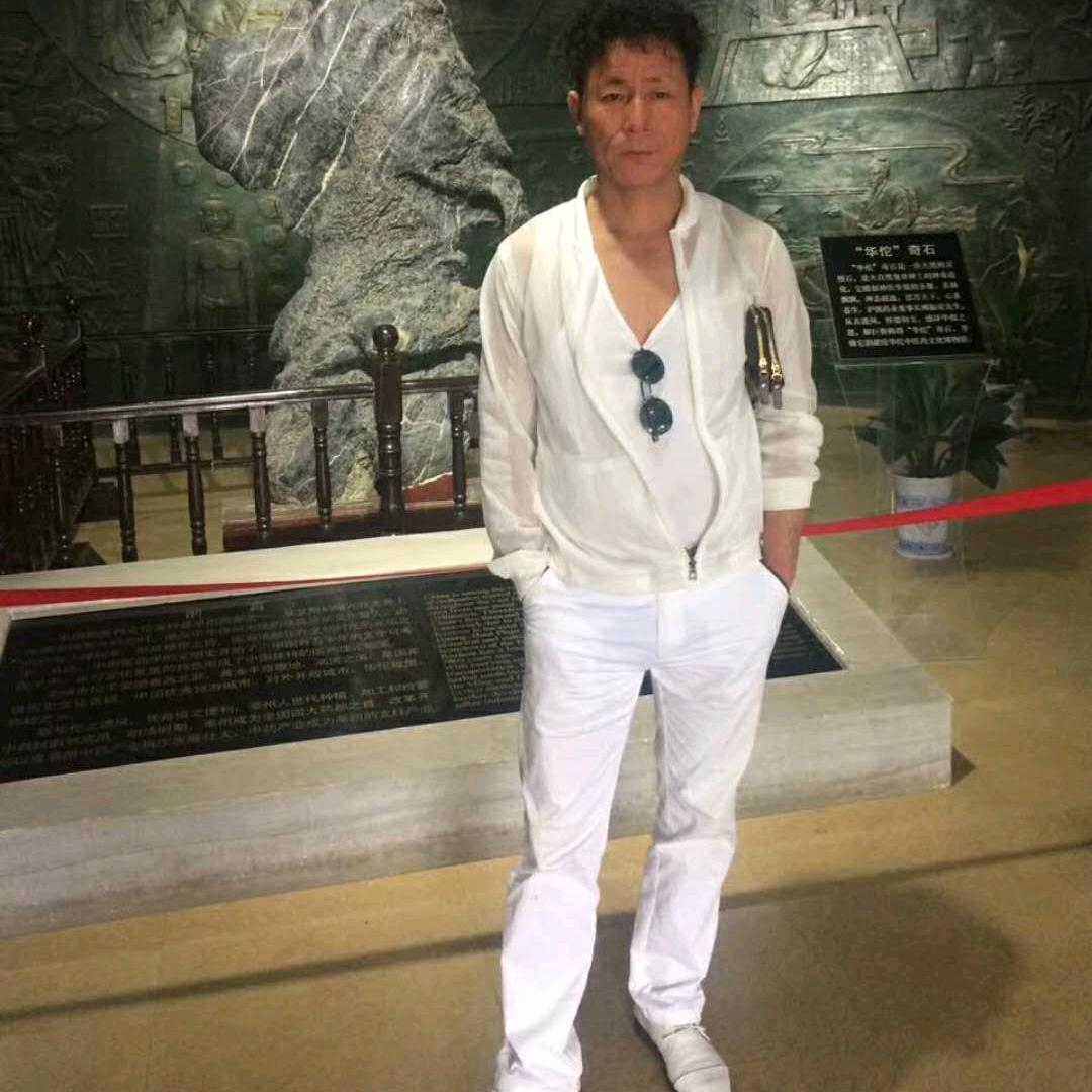 🐺丹参狼哥🐺252122349