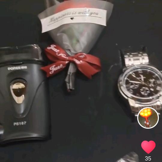 红，，尘，，烟，，雨