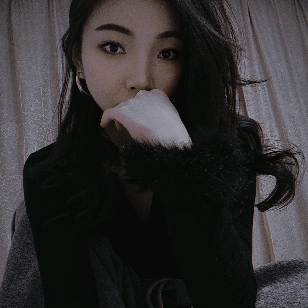 涂涂.