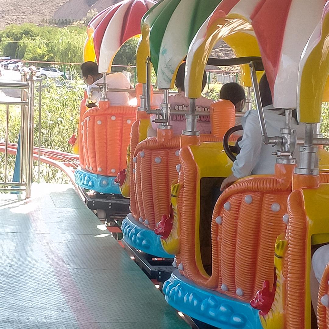 塔儿湾太空漫步