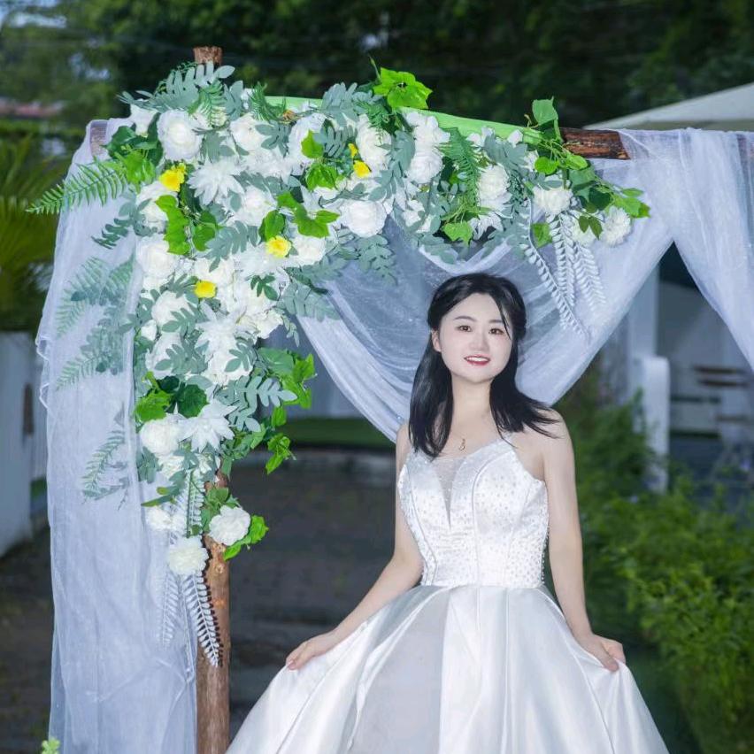 歌曼丽(中城投店)