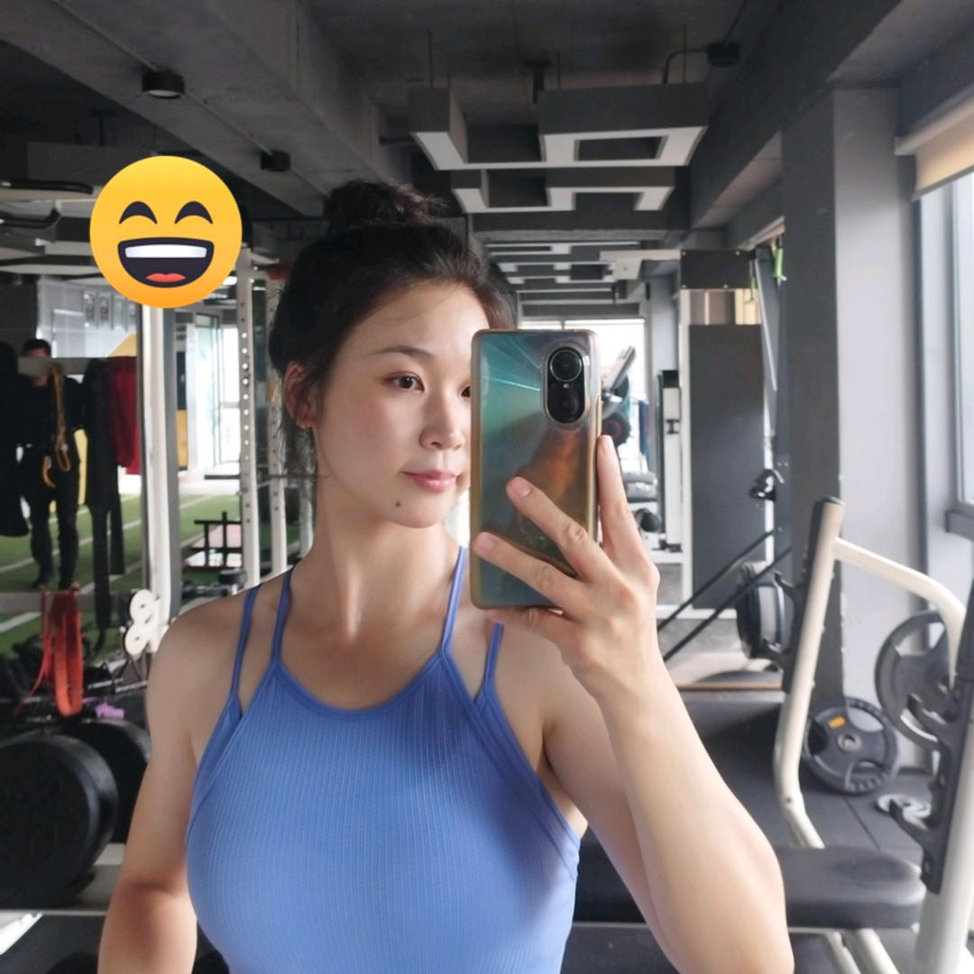 狂炫碳水嘎嘎练