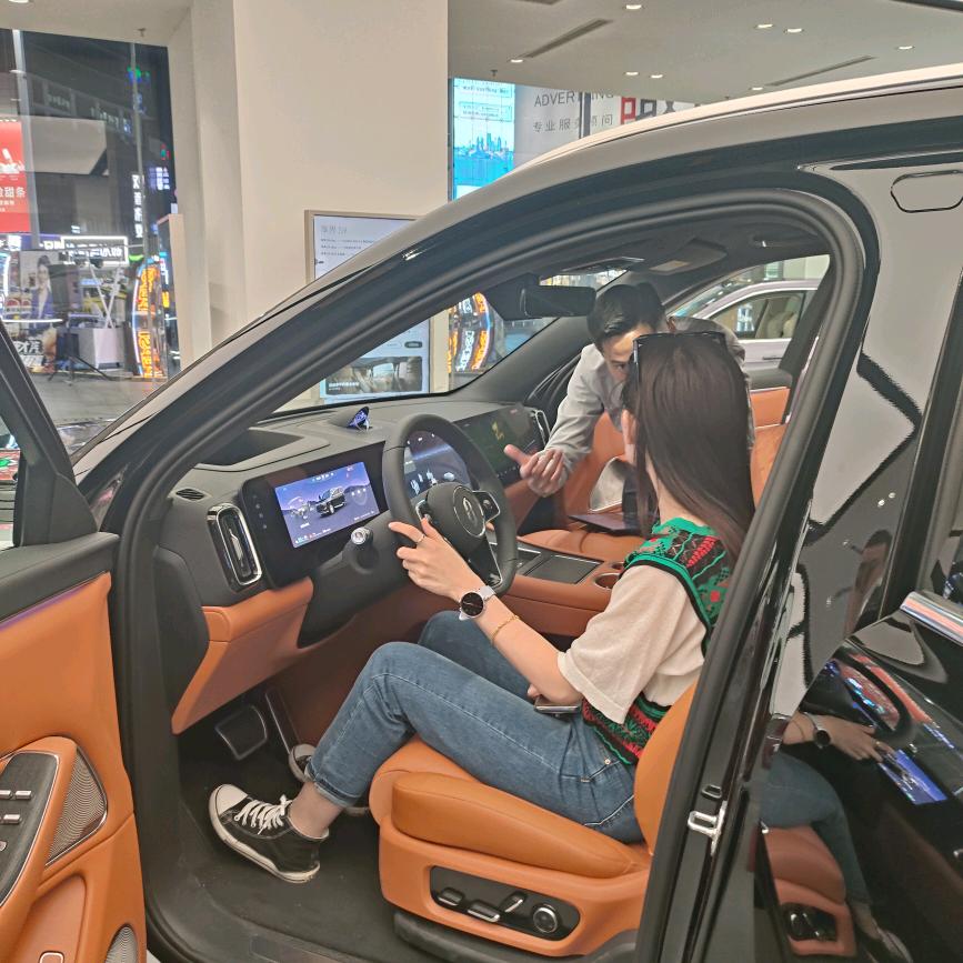 M8 的幸福小生活