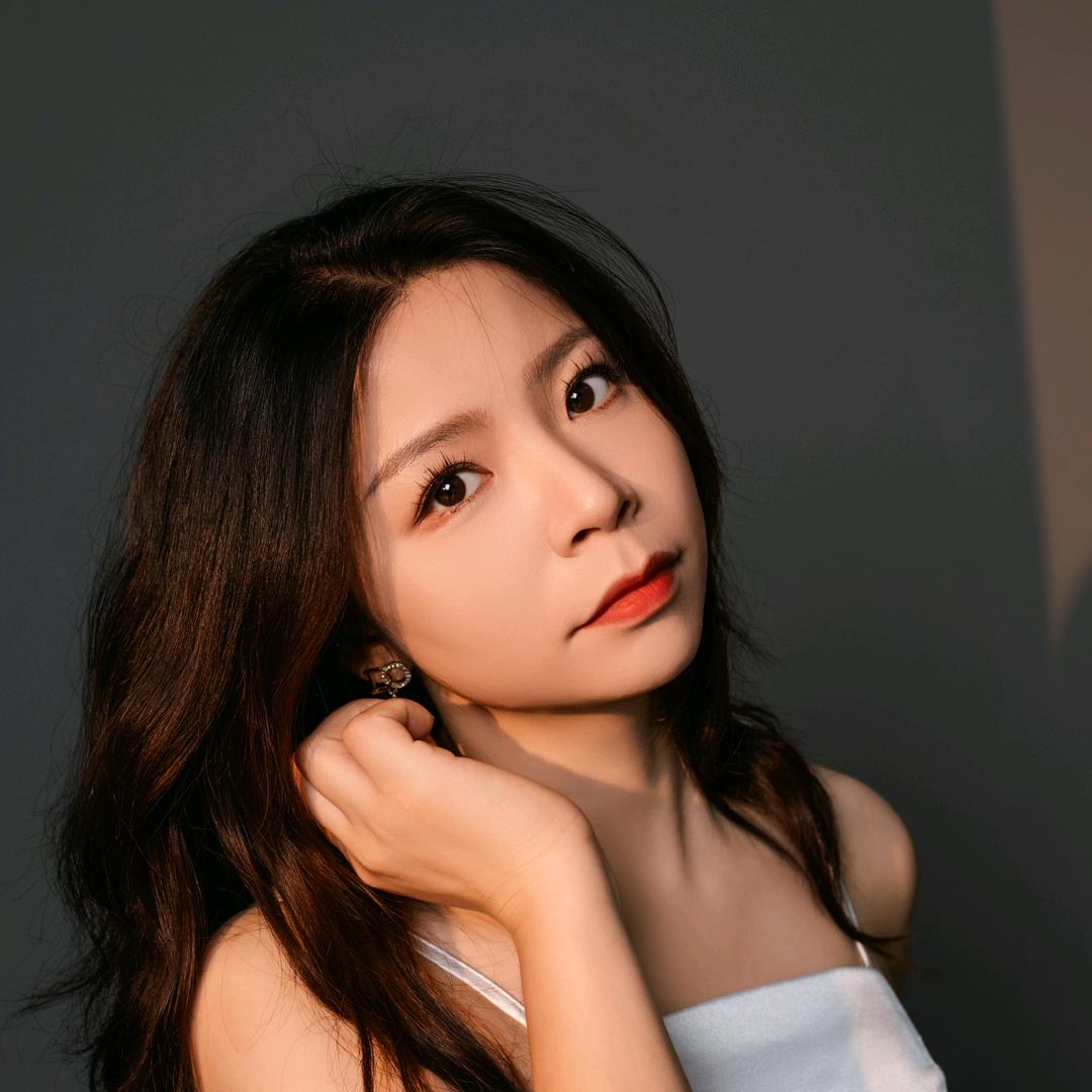 吴霞在万州做门窗