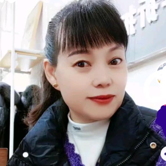 罗平服装人吴姐
