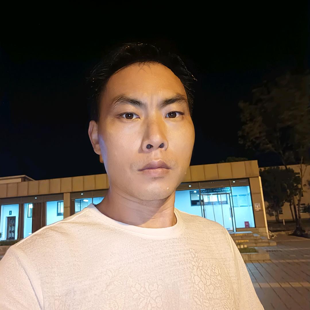 杨成