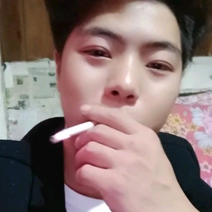 天在下雨我在等你