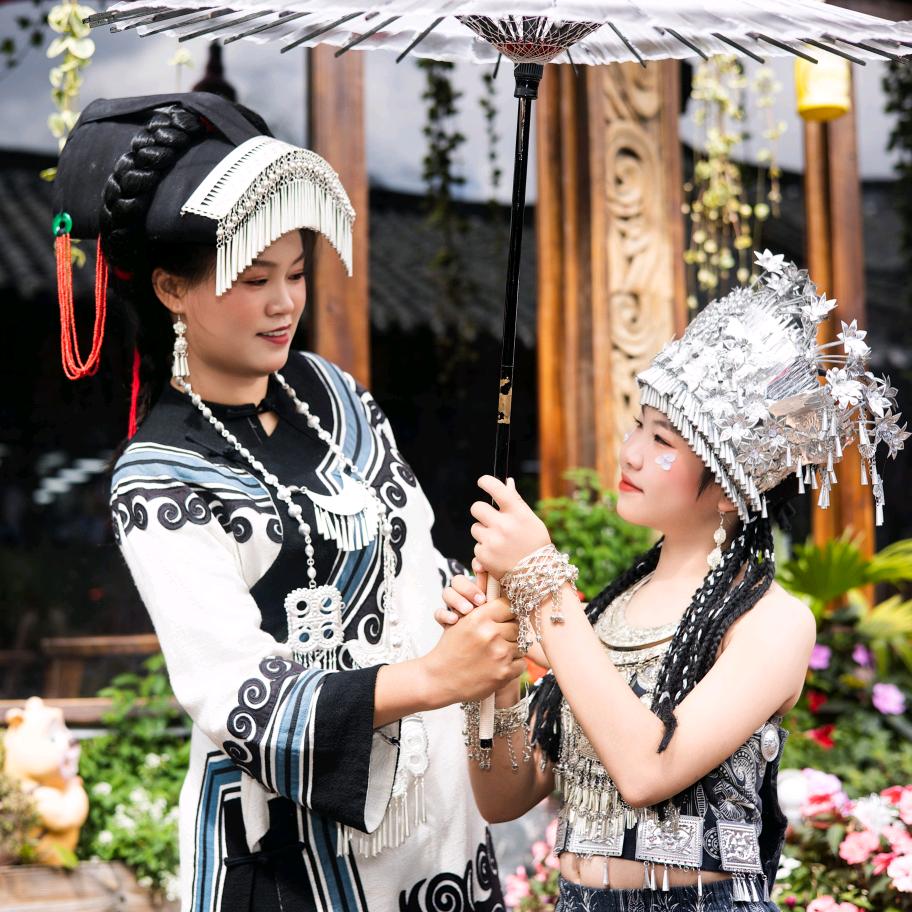 爱吃鸡脚脚的邓梅梅🐯🐯🐯🐯🐯